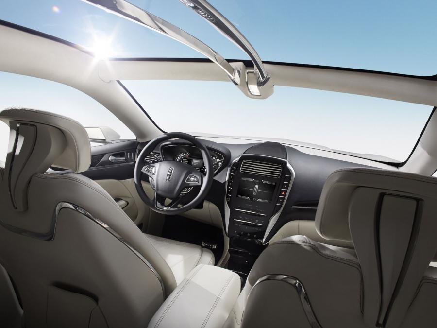  Lincoln MKC Concept 2013 года  (фото 38 из 39)